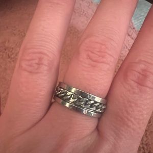 Silver fidget ring